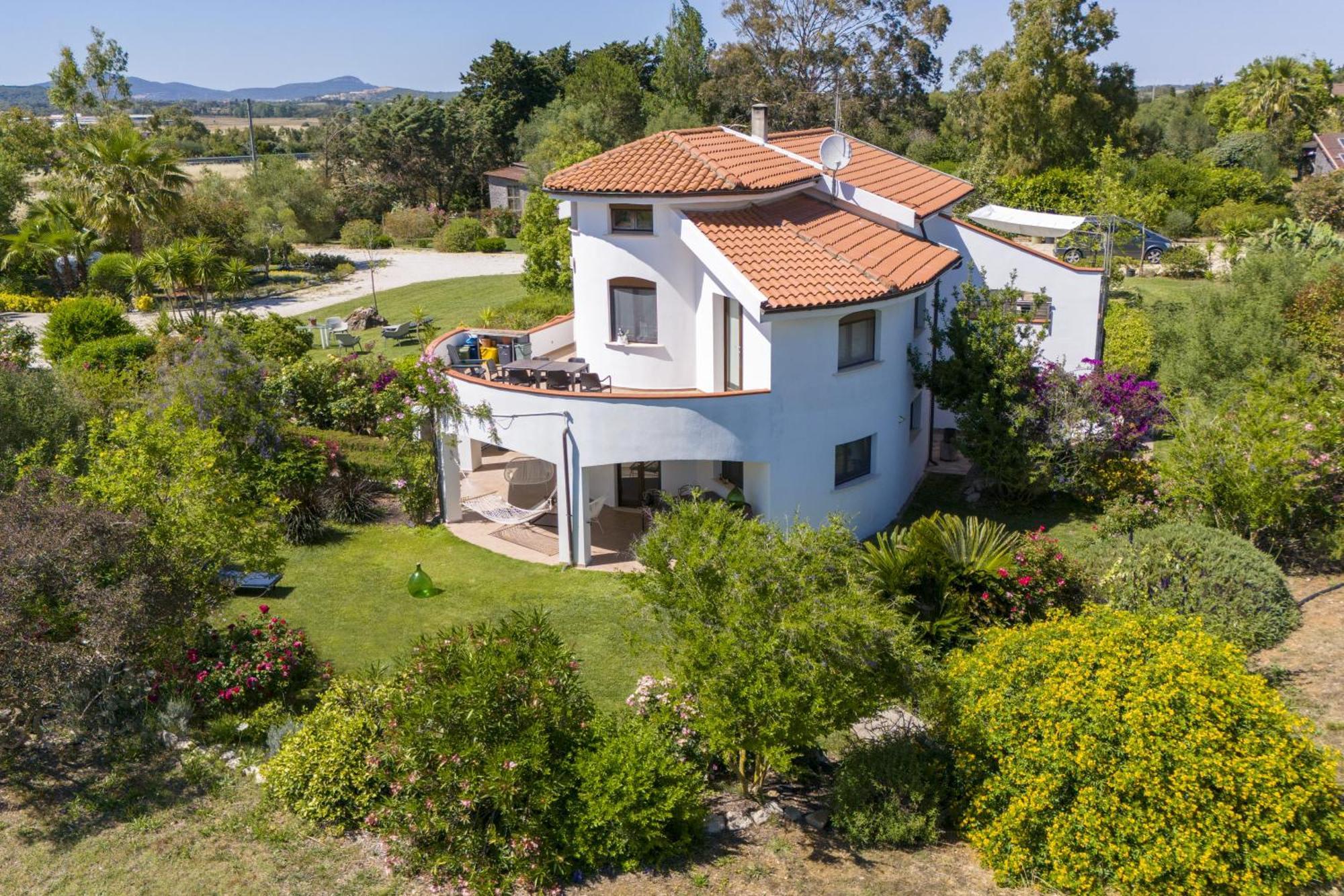 Sardinia Re - Villa Fioretta Flowers Apartments Olmedo Exterior photo